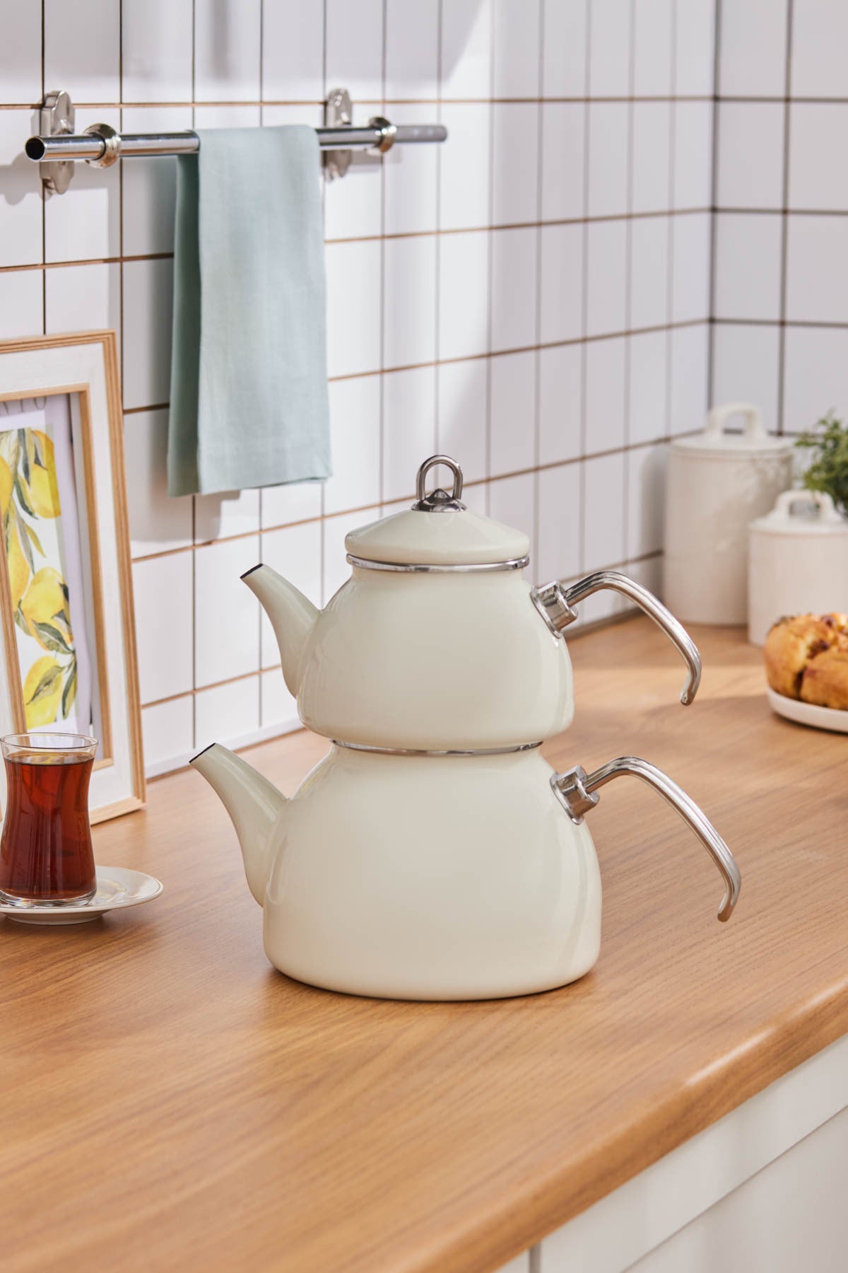 Karaca Loreto Enamel Midi Teapot Set, Cream - MALLTURK