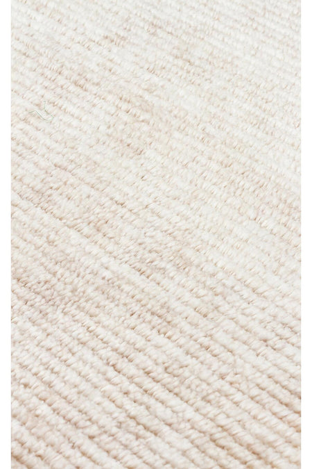 Eko Hali GESSi GES PLAiN BEiGE is handcrafted using special lint-free and easy-to-clean Tencel material. - MALLTURK