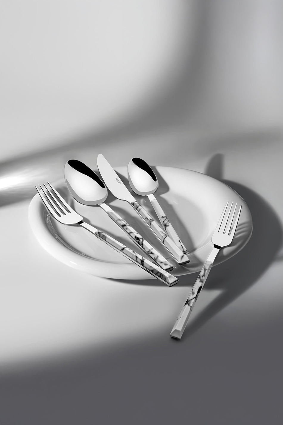 Nehir flora beyaz 6 Place Setting desenli 30 Piece Boxed Flatware Set - MALLTURK