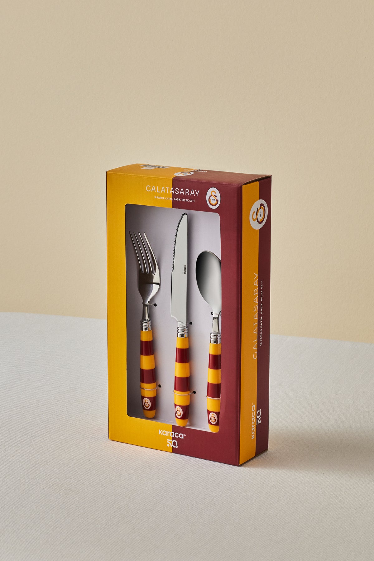 Karaca x galatasaray lisansli 18 Piece 6 Place Setting Flatware Set - MALLTURK