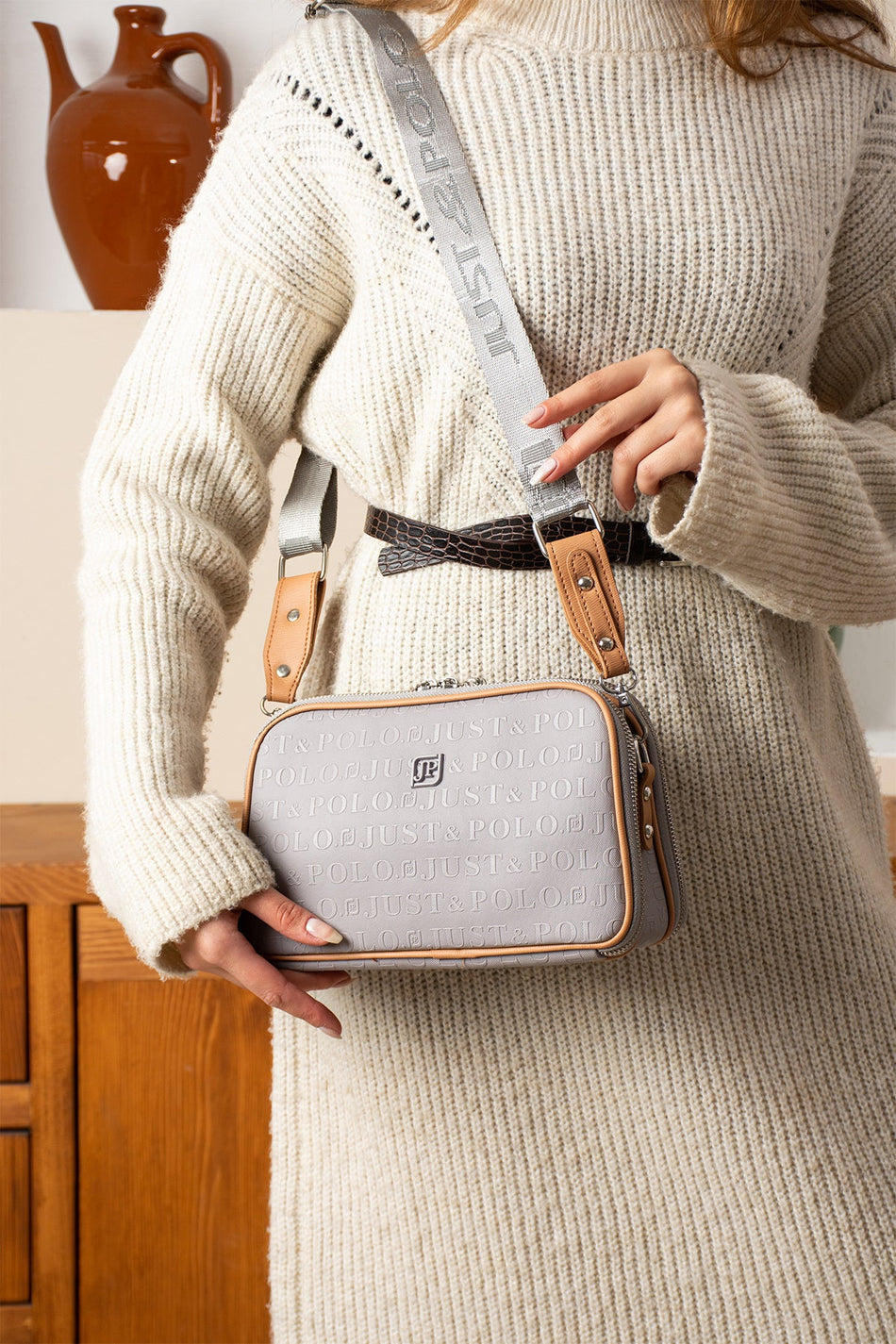 Just Polo Women's 3D Just & Polo Patterned Bag, Vegan Shoulder and Handbag, SIZE: 16x26 cm, Grey - MALLTURK