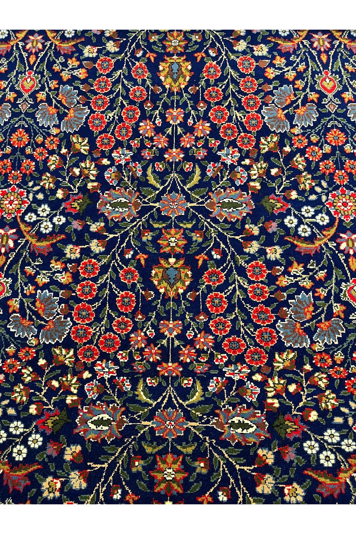 SIRVAN Rug Hand-Woven Hereke Rug - 332x220 - MALLTURK
