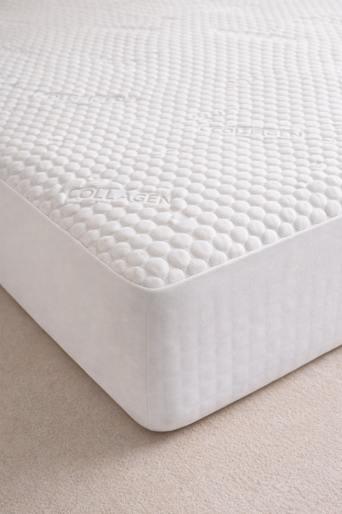 Dream Time Collagen Luxury Waterproof Mattress Protector - MALLTURK