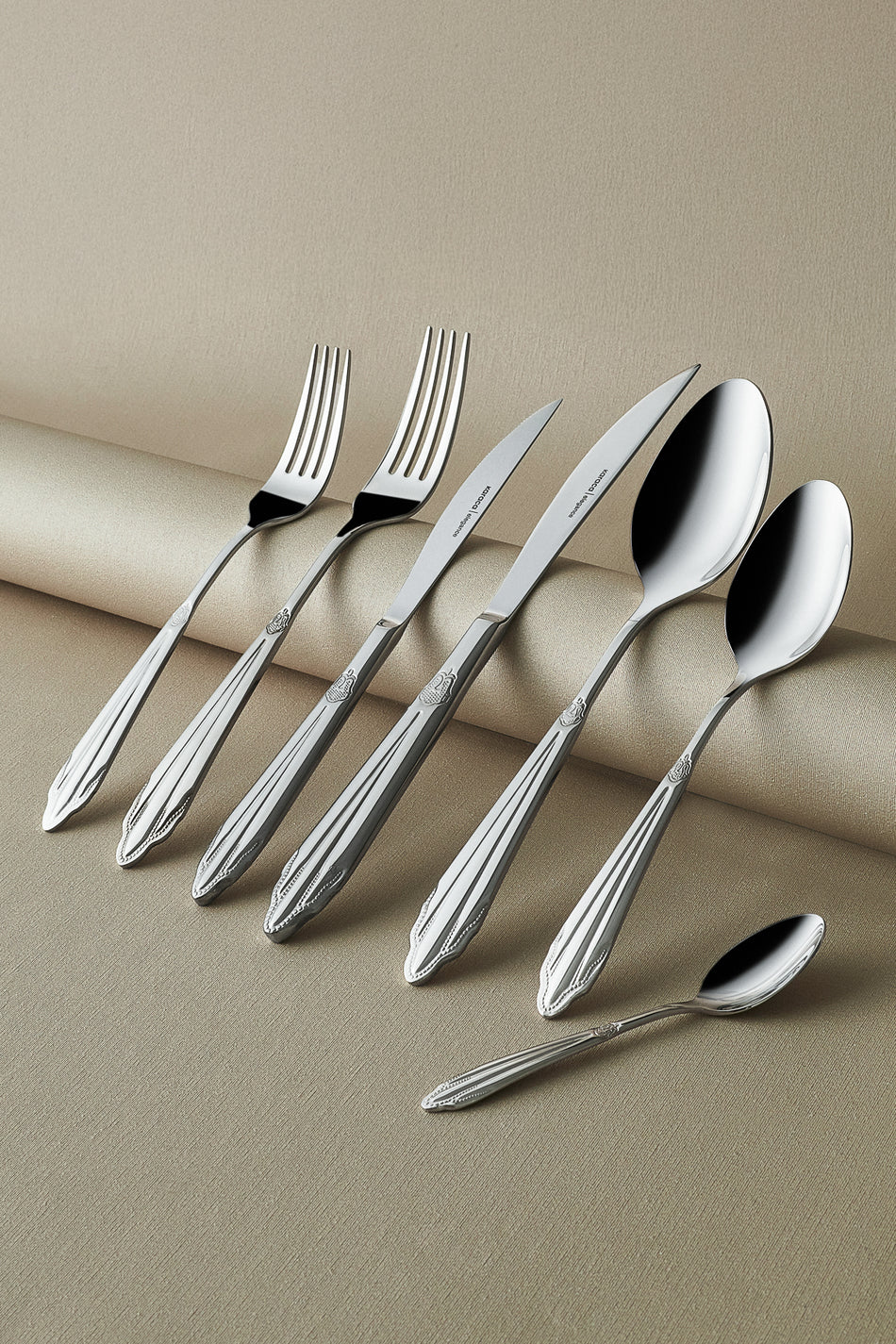 Karaca new mantilla elegance 84 Piece 12 Place Setting Flatware Boxed - MALLTURK