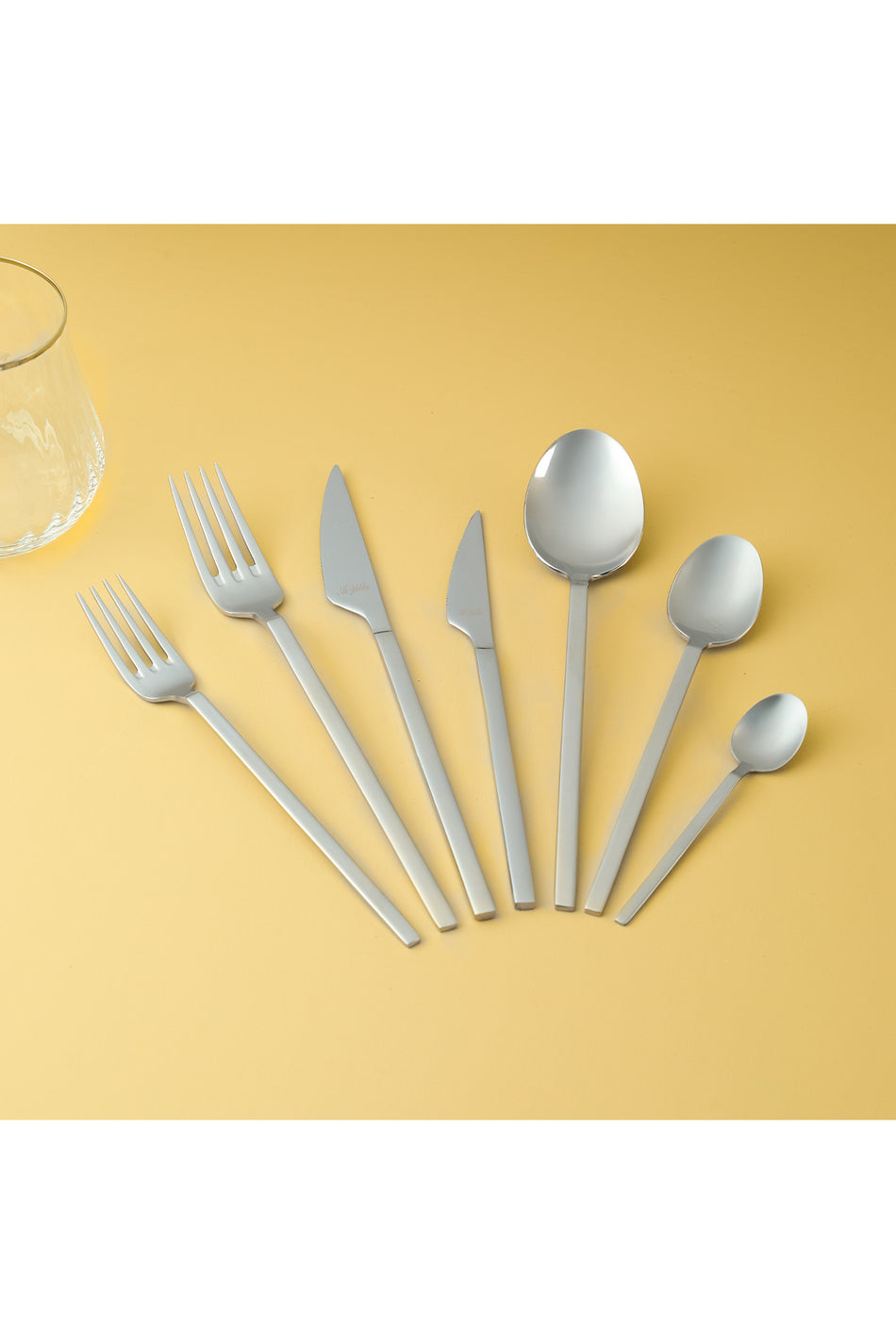 Aryildiz solo 89 Piece 12 Place Setting Flatware Set - MALLTURK