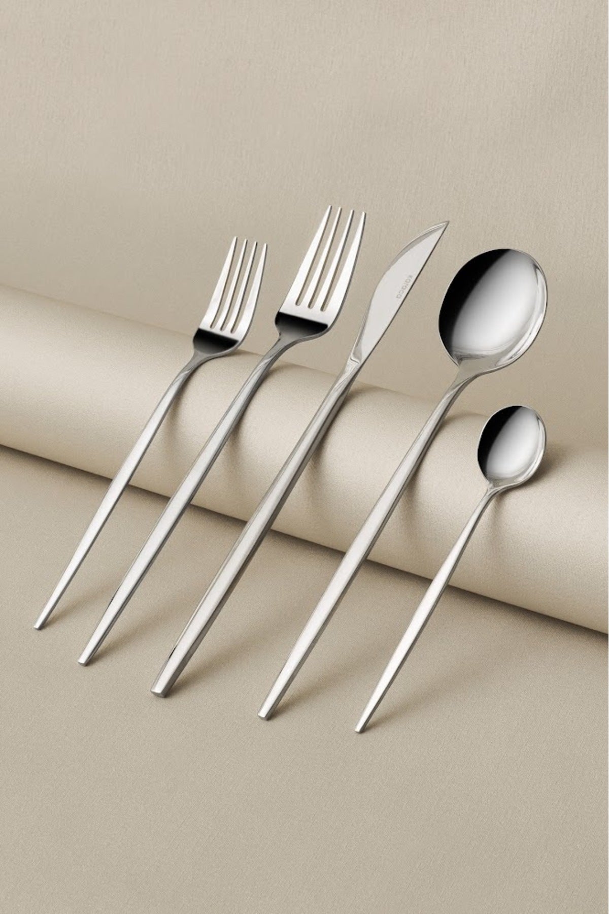 Karaca orion platin 6 Place Setting 30 Piece Flatware Set - MALLTURK