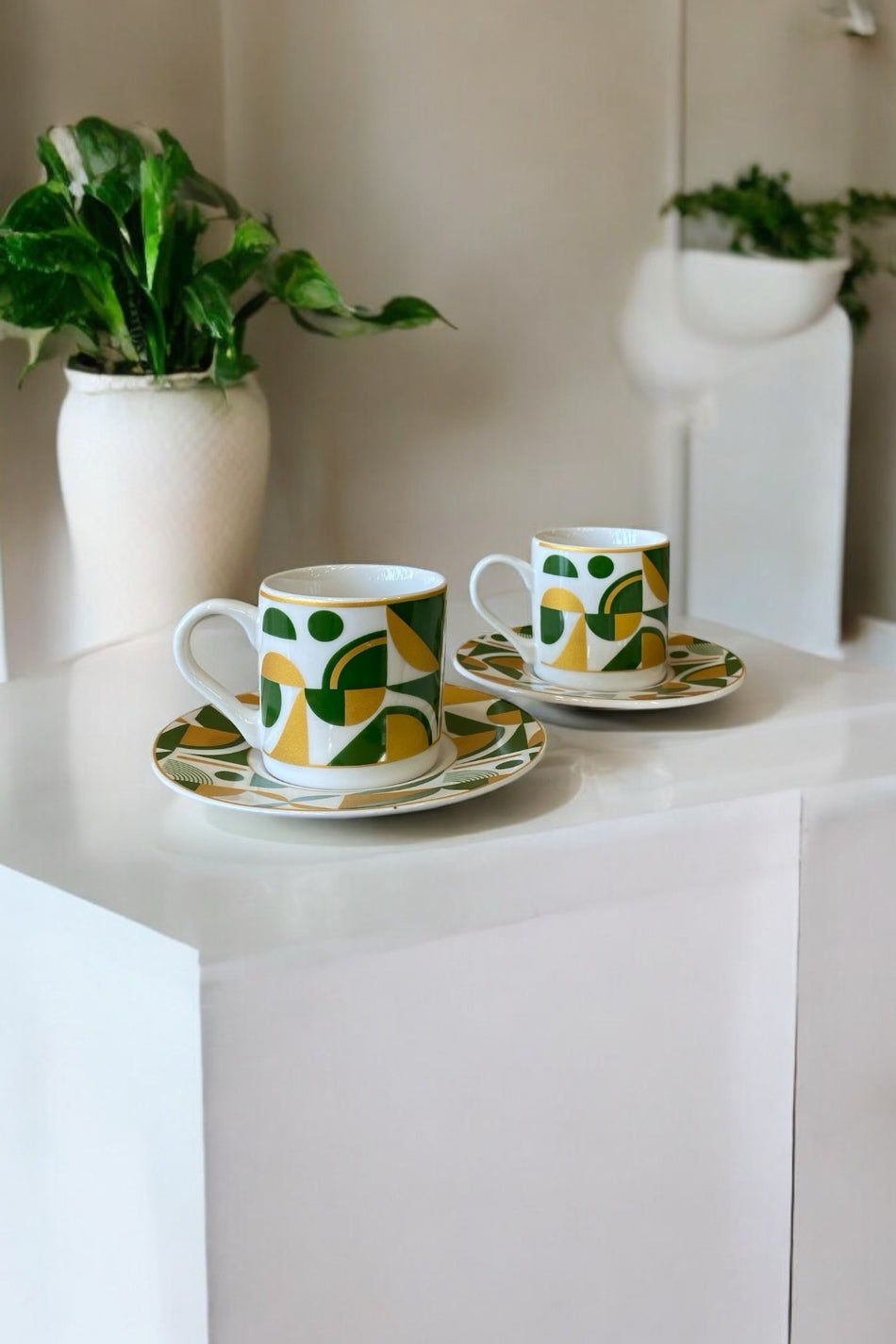 Eporselen Festival 2-Person 4-Piece Porcelain Coffee Cup Set Multicolored