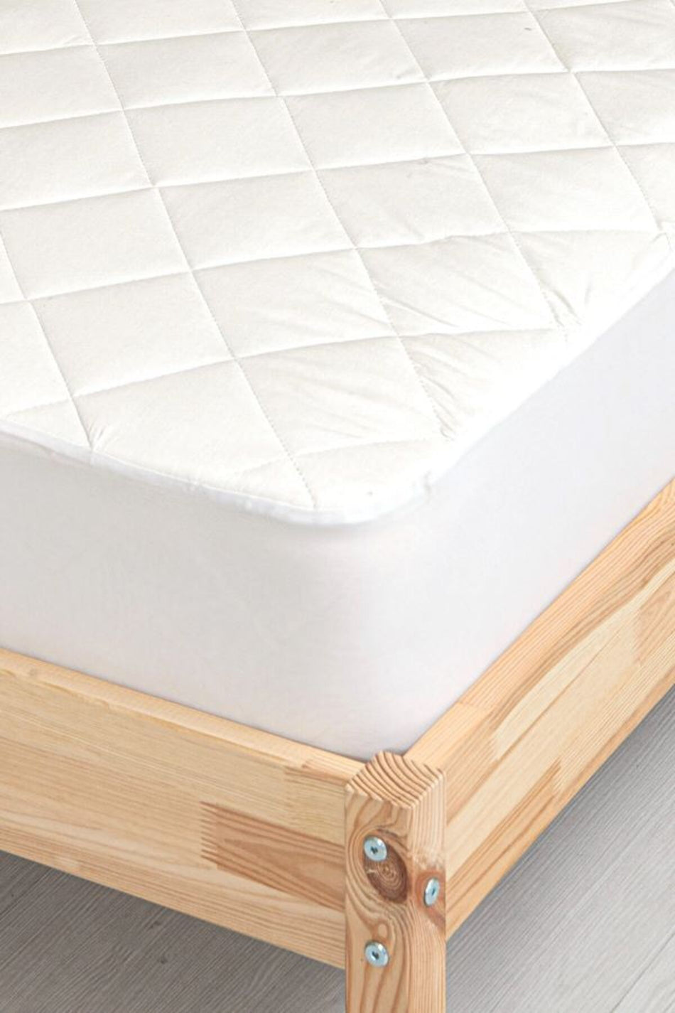 Otello Quilted Fitted Mattress Protector - MALLTURK