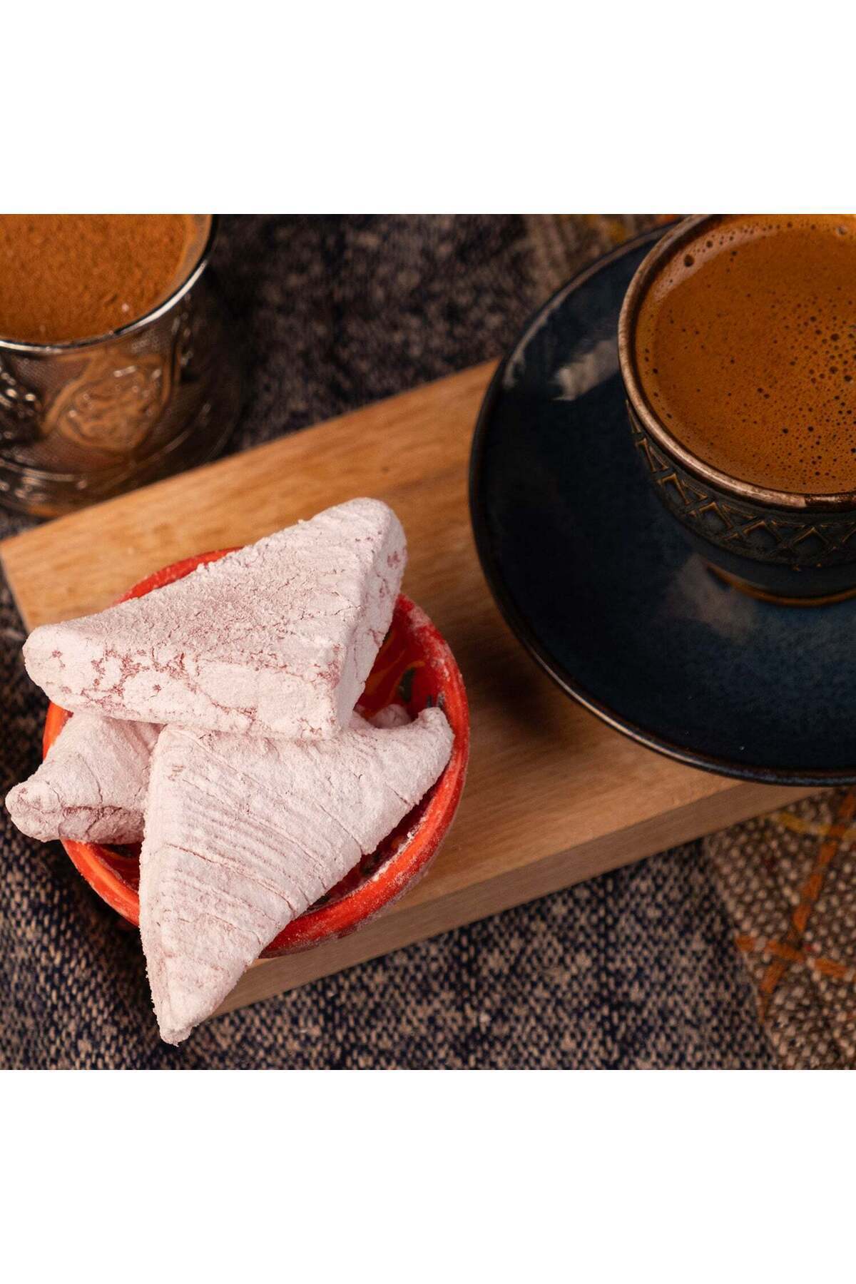 Leblebi Carsisi Rose Triangle Turkish Delight 400 g - MALLTURK