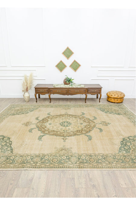 Soho Antiq Bangu Vintage Hand-Woven Isparta Rug 280x387 cm - MALLTURK