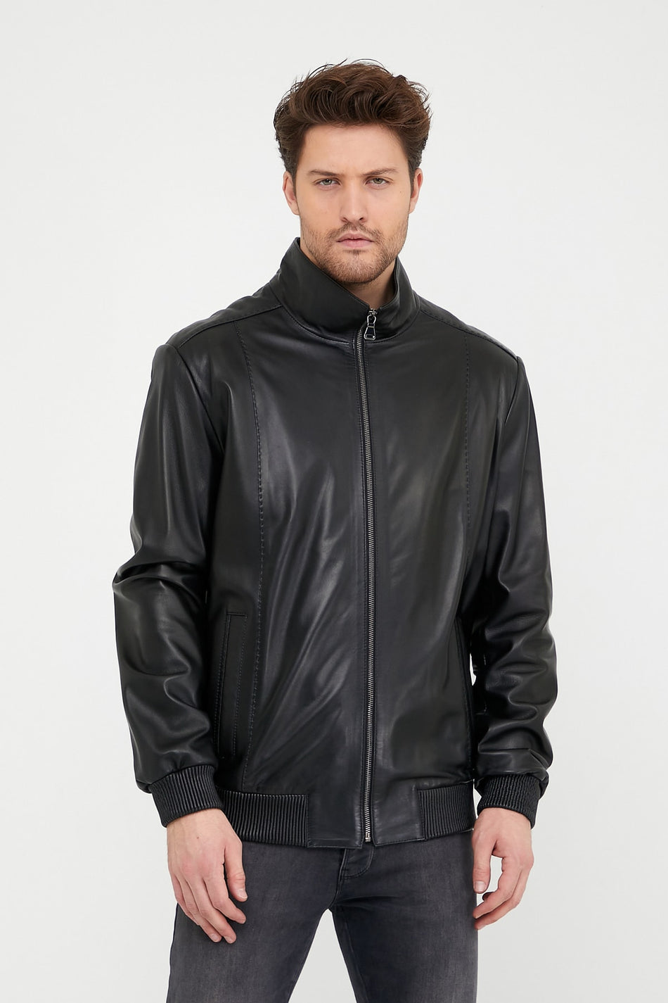 Классическая черная кожаная куртка Leather Club