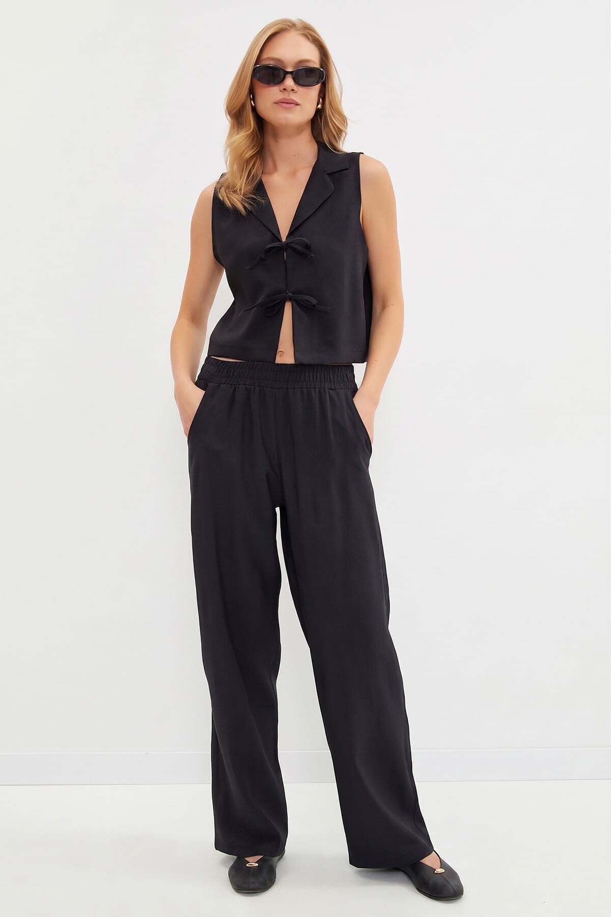 2-Piece Set with Front Tie Pocket - MALLTURK