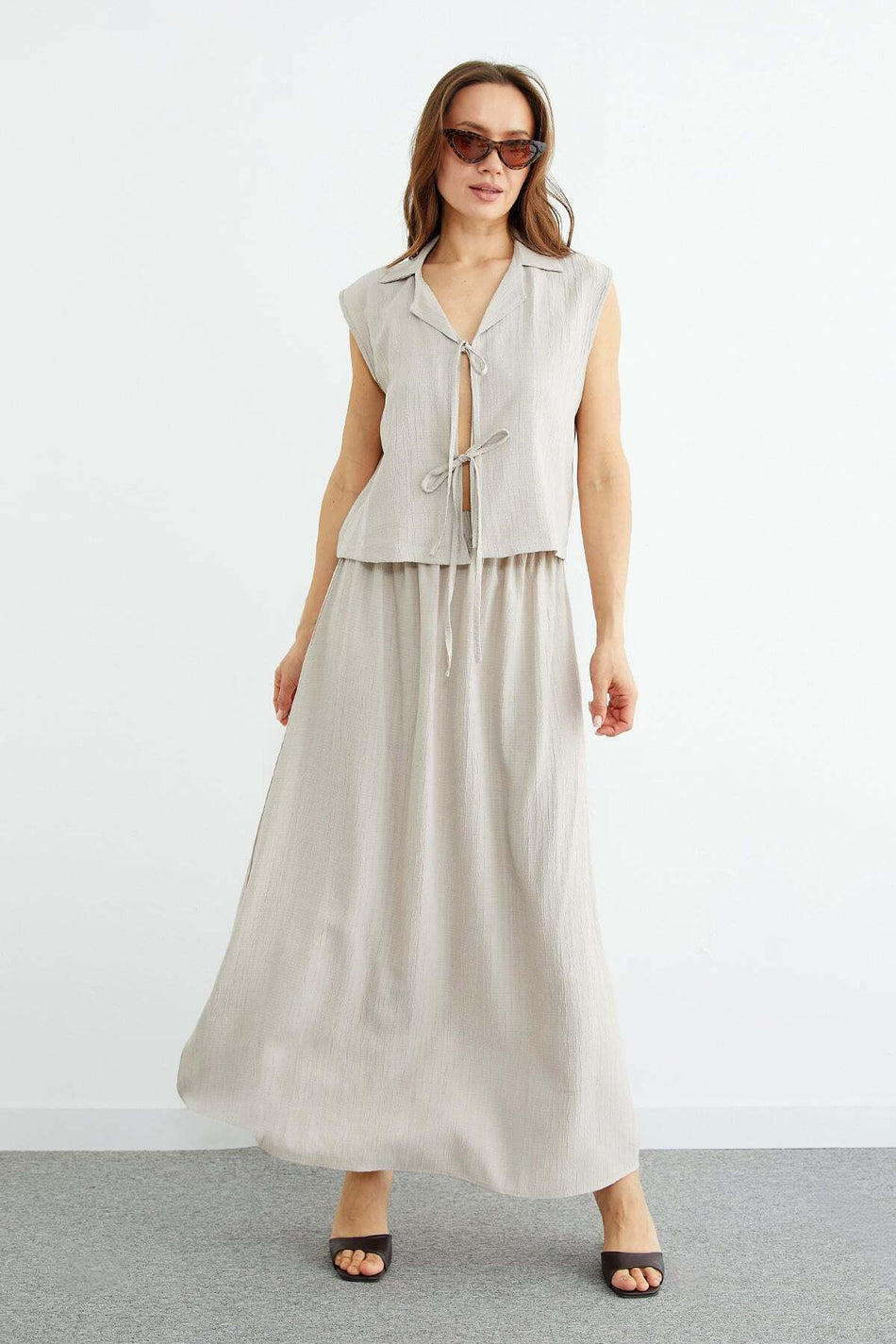 2-Piece Set with Tie-Front Jacquard Skirt - MALLTURK