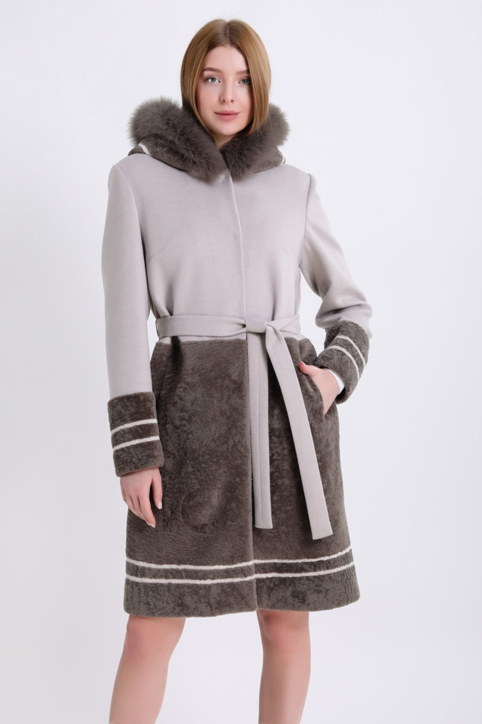 Leather Club Cream Fox Astrakhan Coat with Accessories