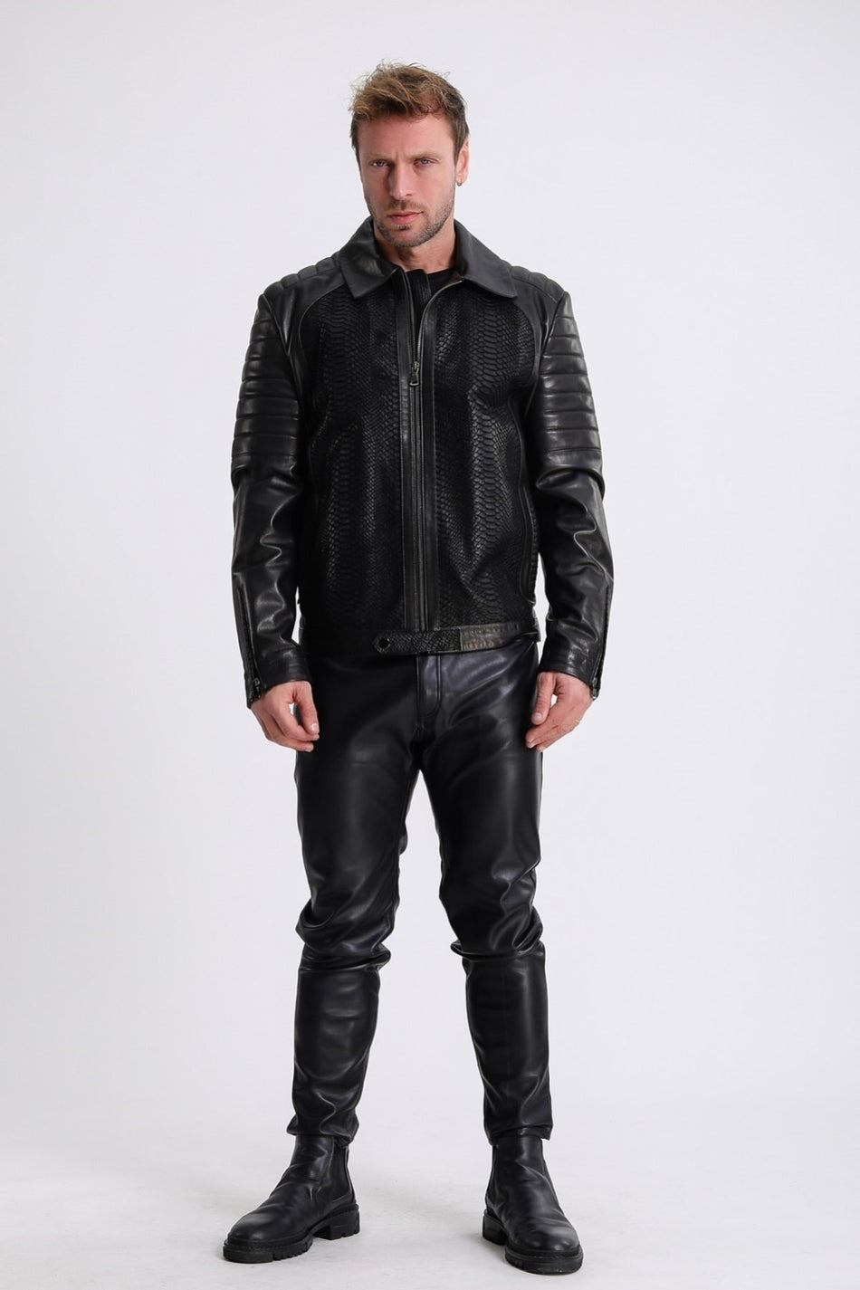 Veste en cuir végétal noir à motif crocodile Leather Club