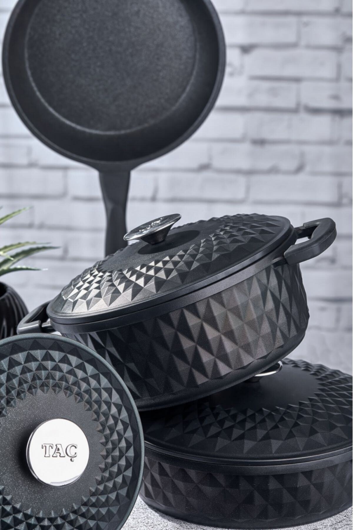 Tac Carabella 7 Piece Cast Cookware Set - MALLTURK