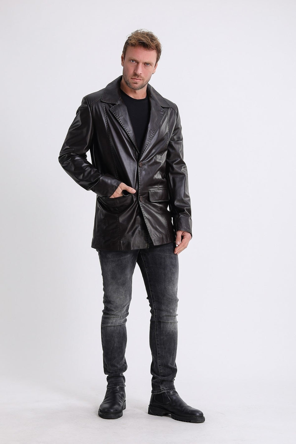 Sobretudo de cabedal castanho-escuro Leather Club com botões duplos