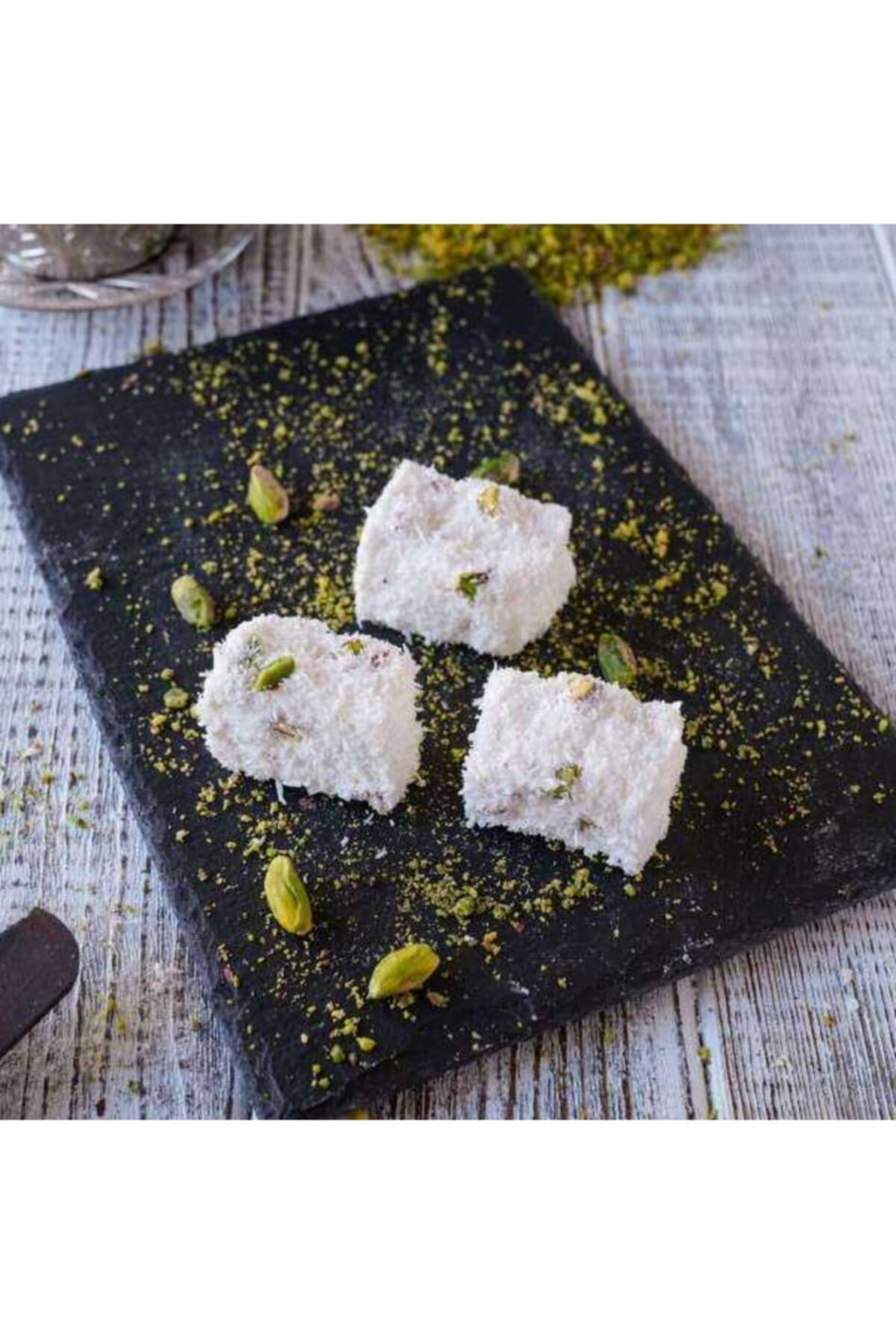 Yeni Ugur Sultan Turkish Delight Pistachio 1kg - MALLTURK
