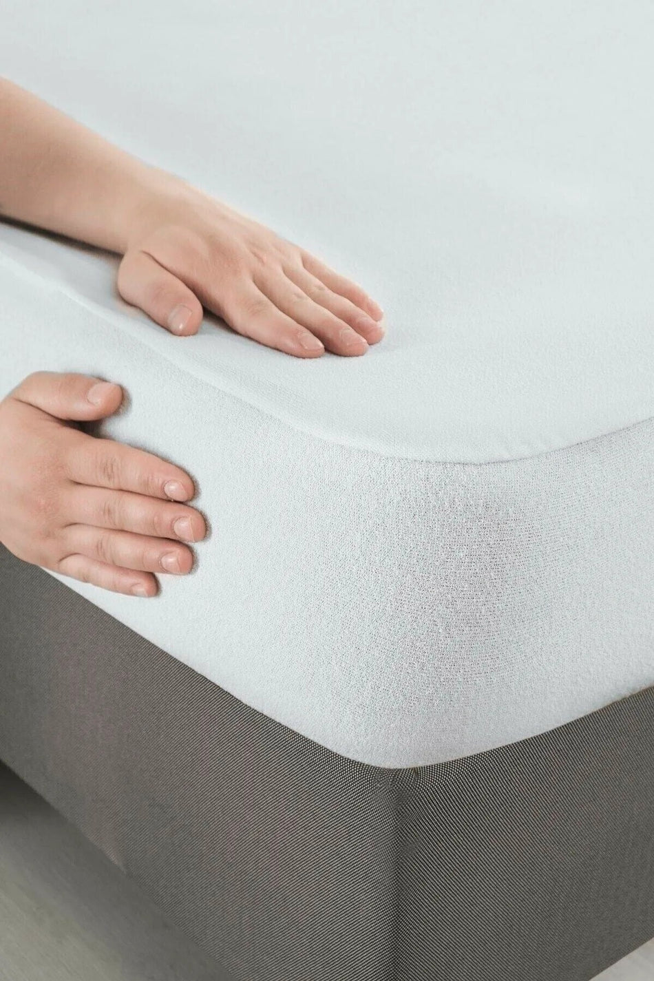 mihriban Waterproof Microfiber Fitted Mattress Protector - MALLTURK
