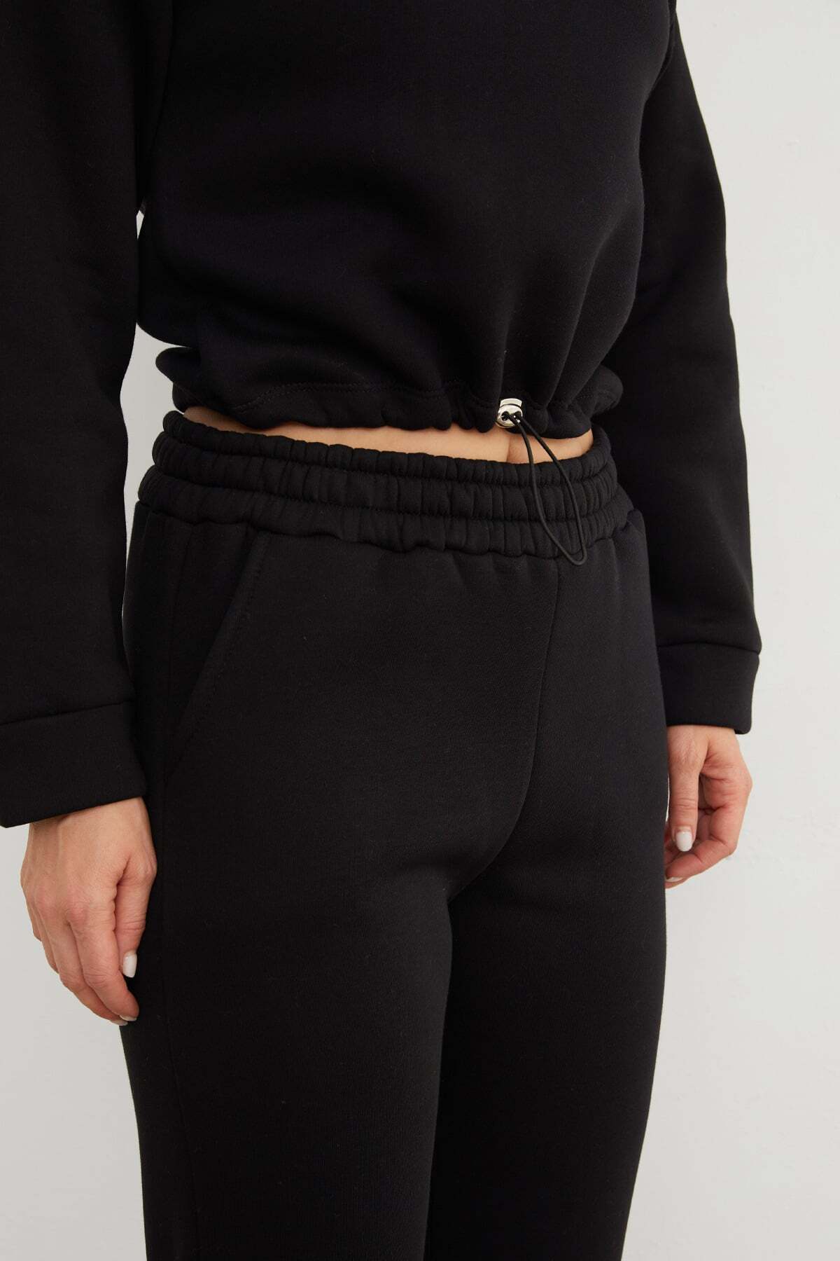 3 Thread California Embroidered Hooded Jogger Set - MALLTURK
