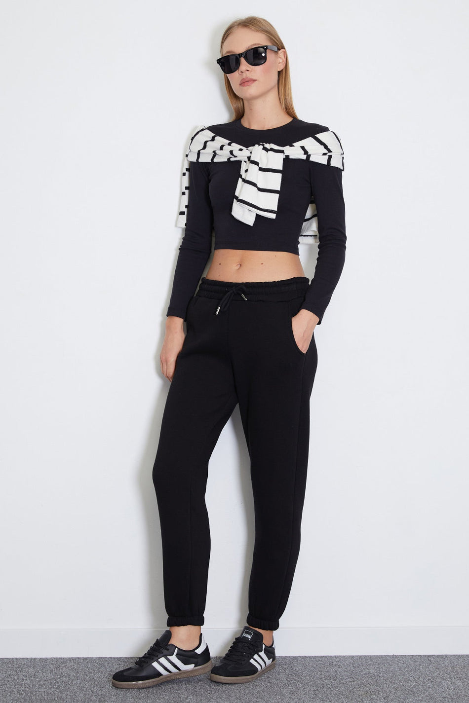 3 Thread Waist Tie Jogger Sweatpants - MALLTURK