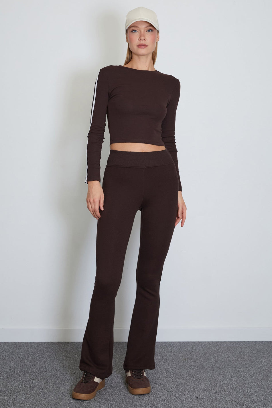 3 Threaded Non-Threaded Elastic Waist Flare Leggings - MALLTURK