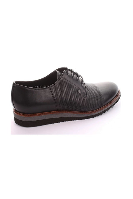 3052 Men's Classic Shoes - Brown - MALLTURK