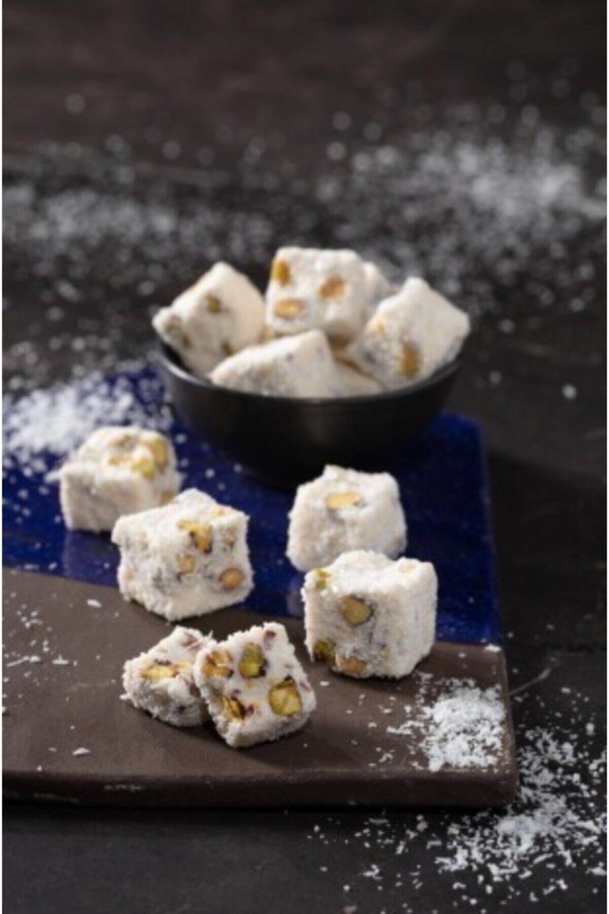 MESHUR safranbolu lokumcusu Coconut Extra Sultan Style Pistachio Turkish Delight 500 g - MALLTURK