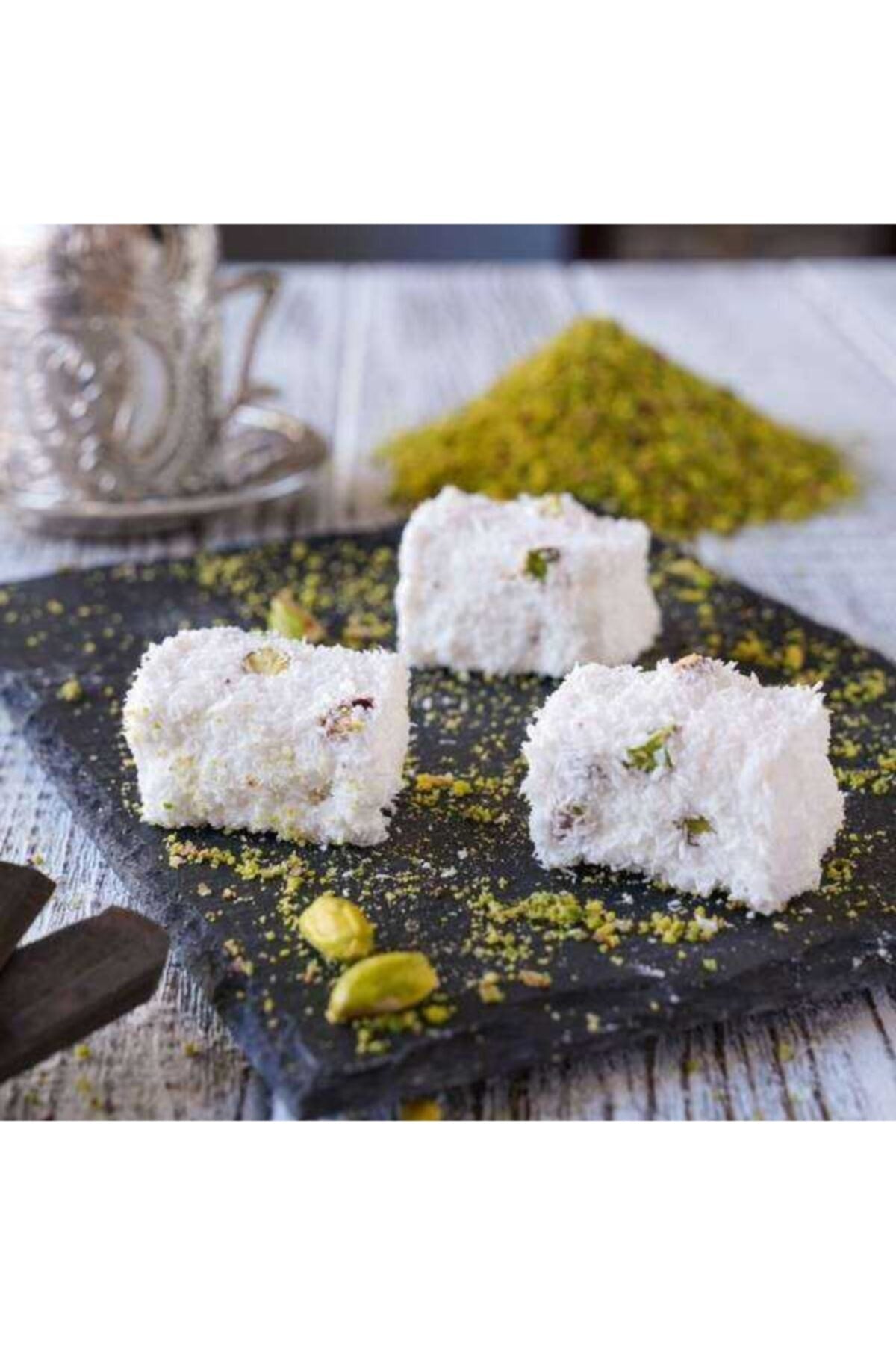 Yeni Ugur Sultan Turkish Delight Pistachio 1kg - MALLTURK