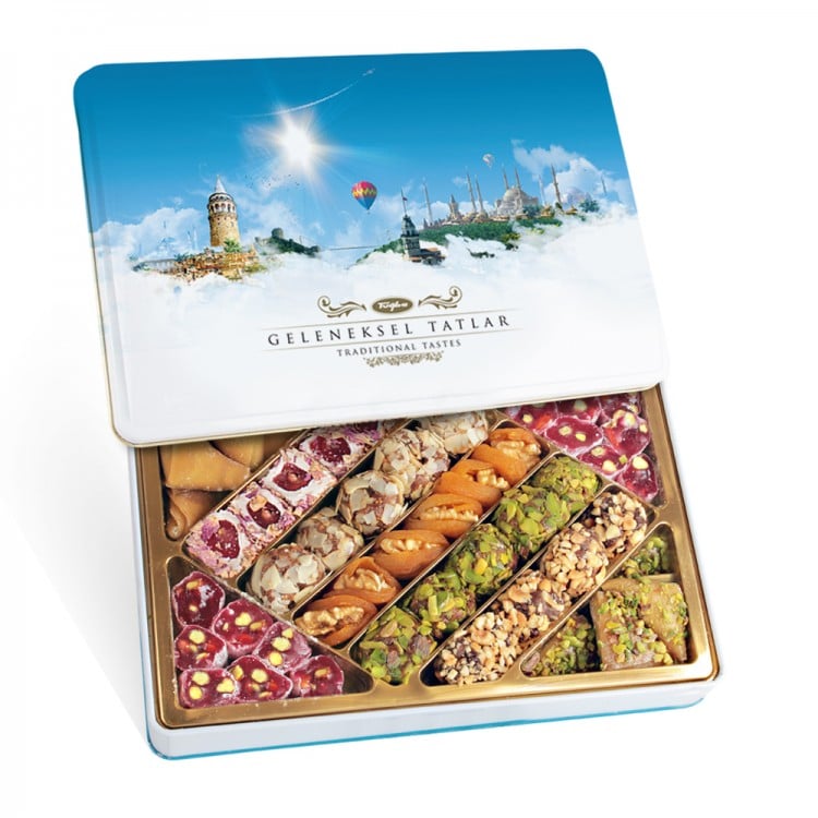 Doos met een mix van Turkse lekkernijen en pestil, 540g – 19.05oz