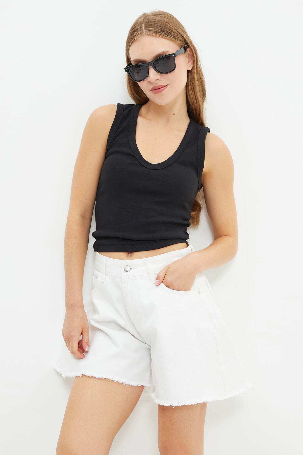 Basic Ribbed V-Neck Blouse - MALLTURK