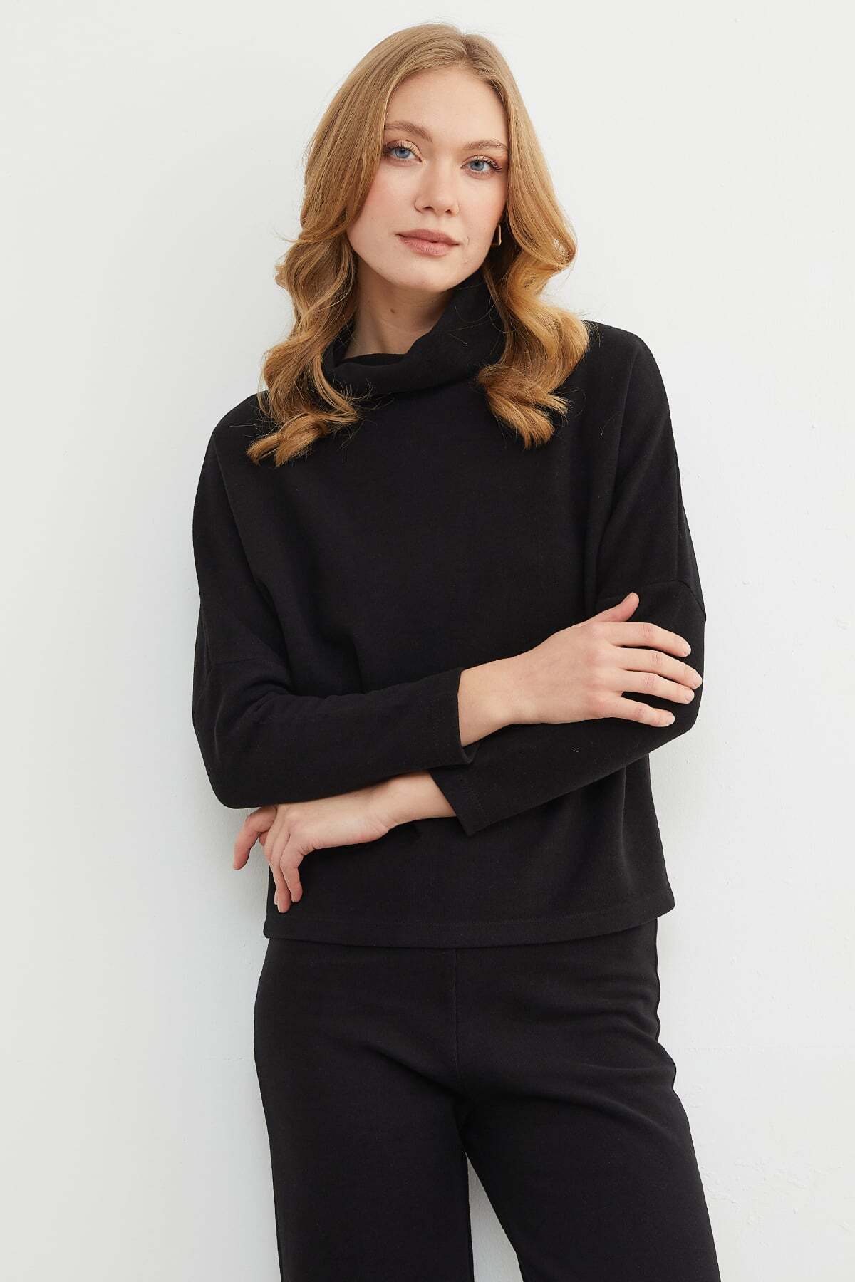 Basic Turtleneck Elastic Waist 2-Piece Set - MALLTURK