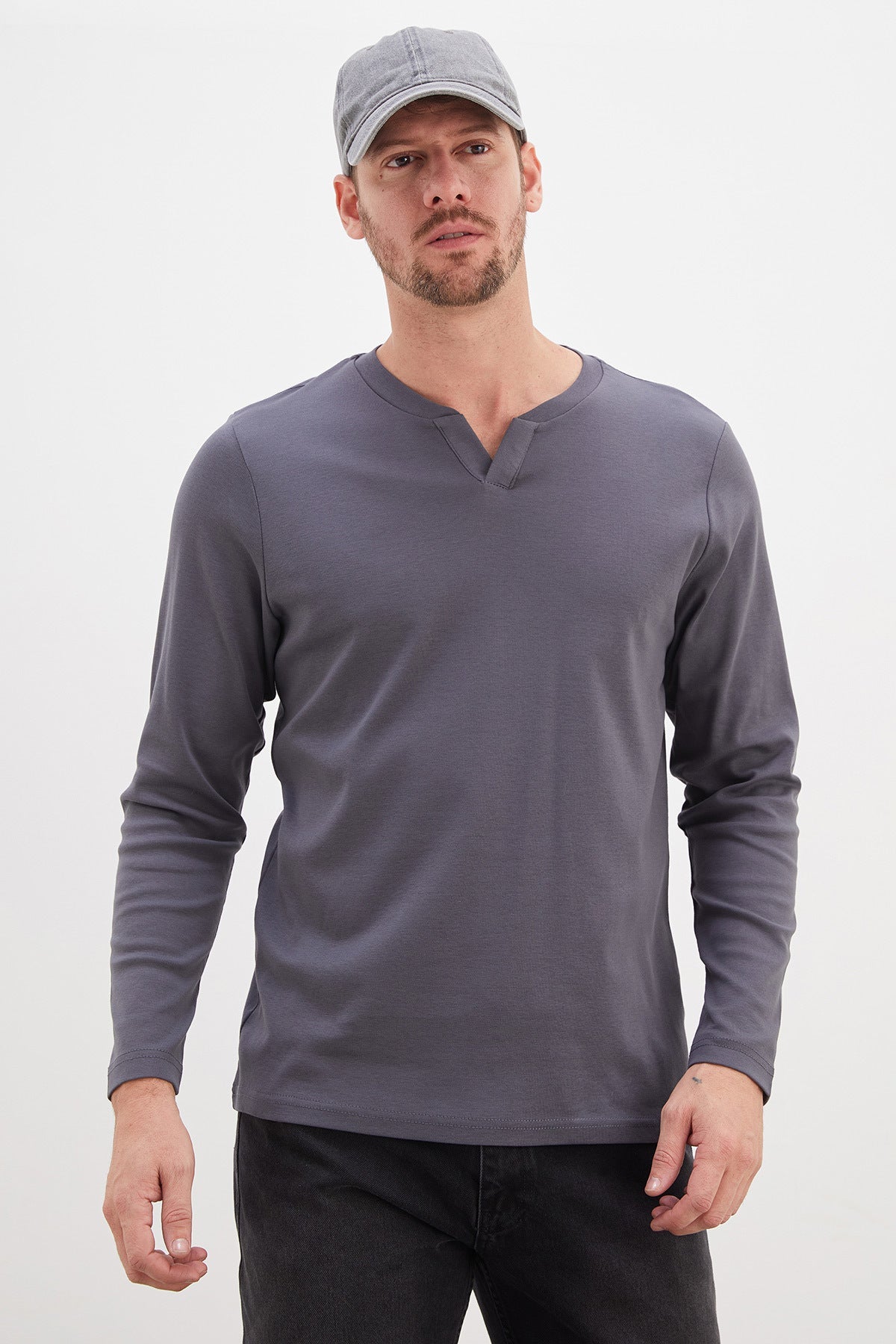 Basic V-Neck Ribbed Bodysuit - MALLTURK