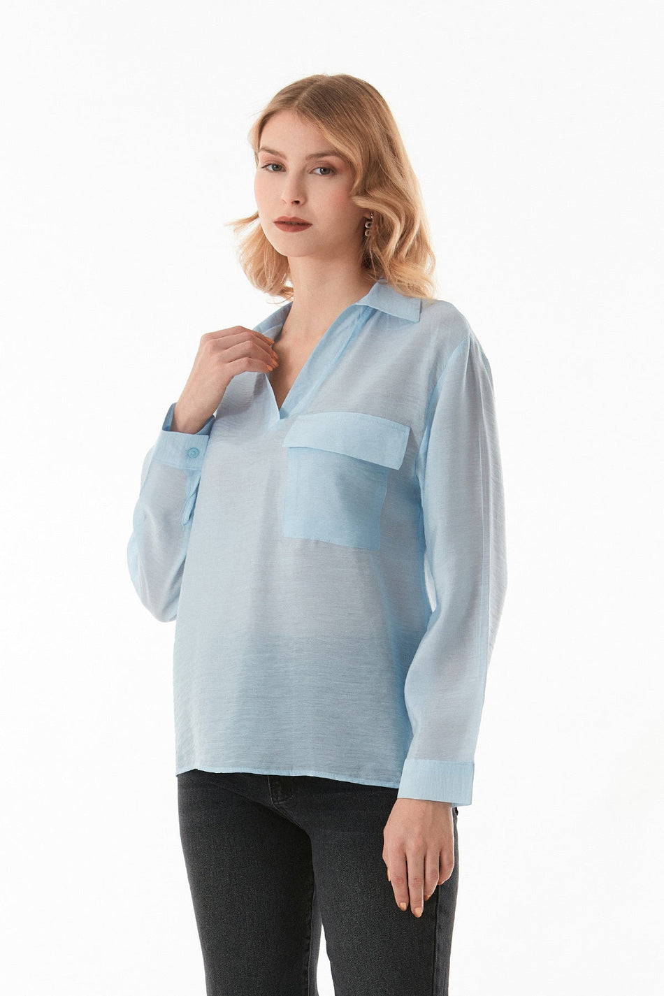Basic V-Neck Single Pocket Shirt - MALLTURK