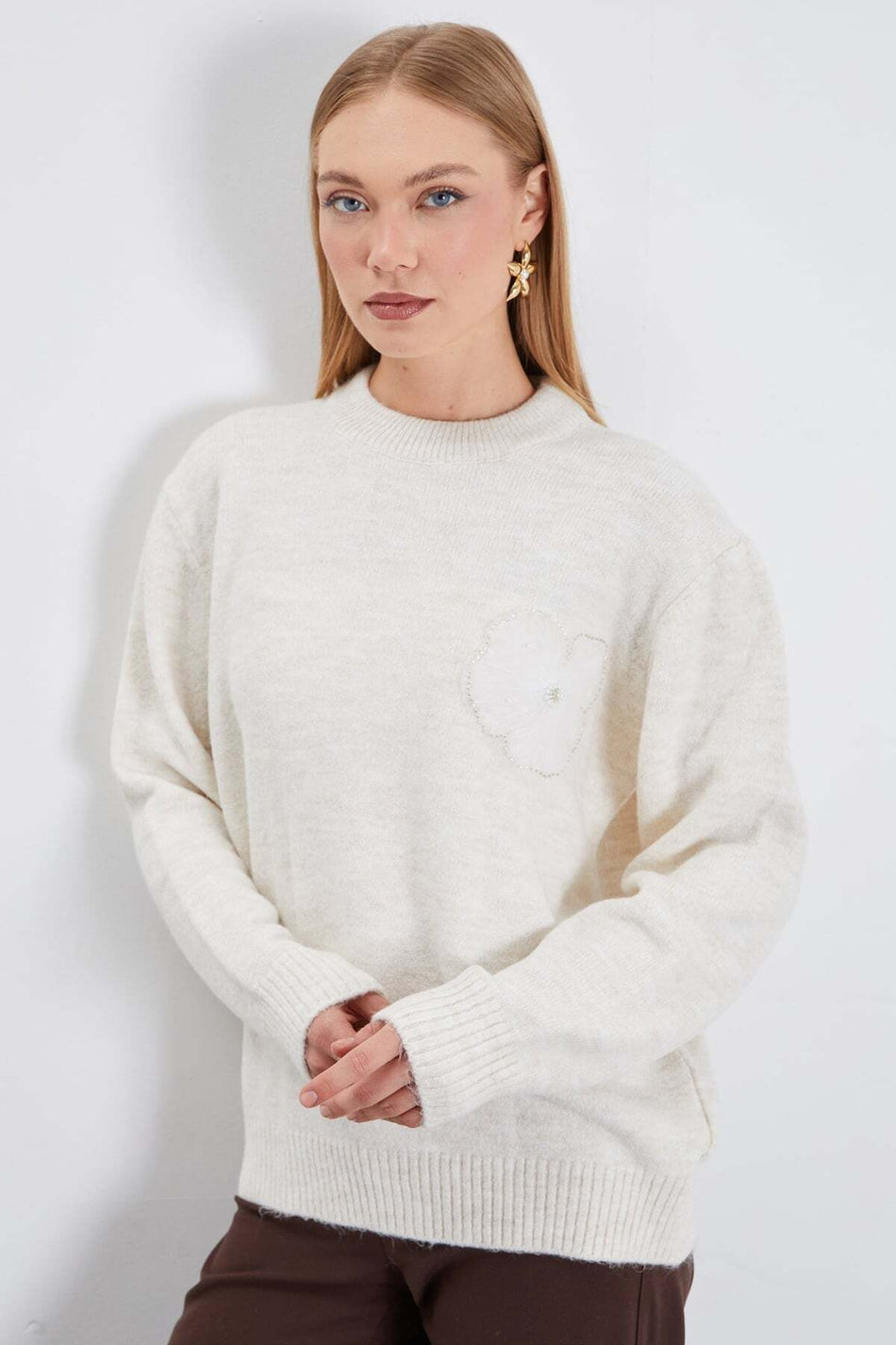 Beaded Floral Embroidered Knit Sweater - MALLTURK