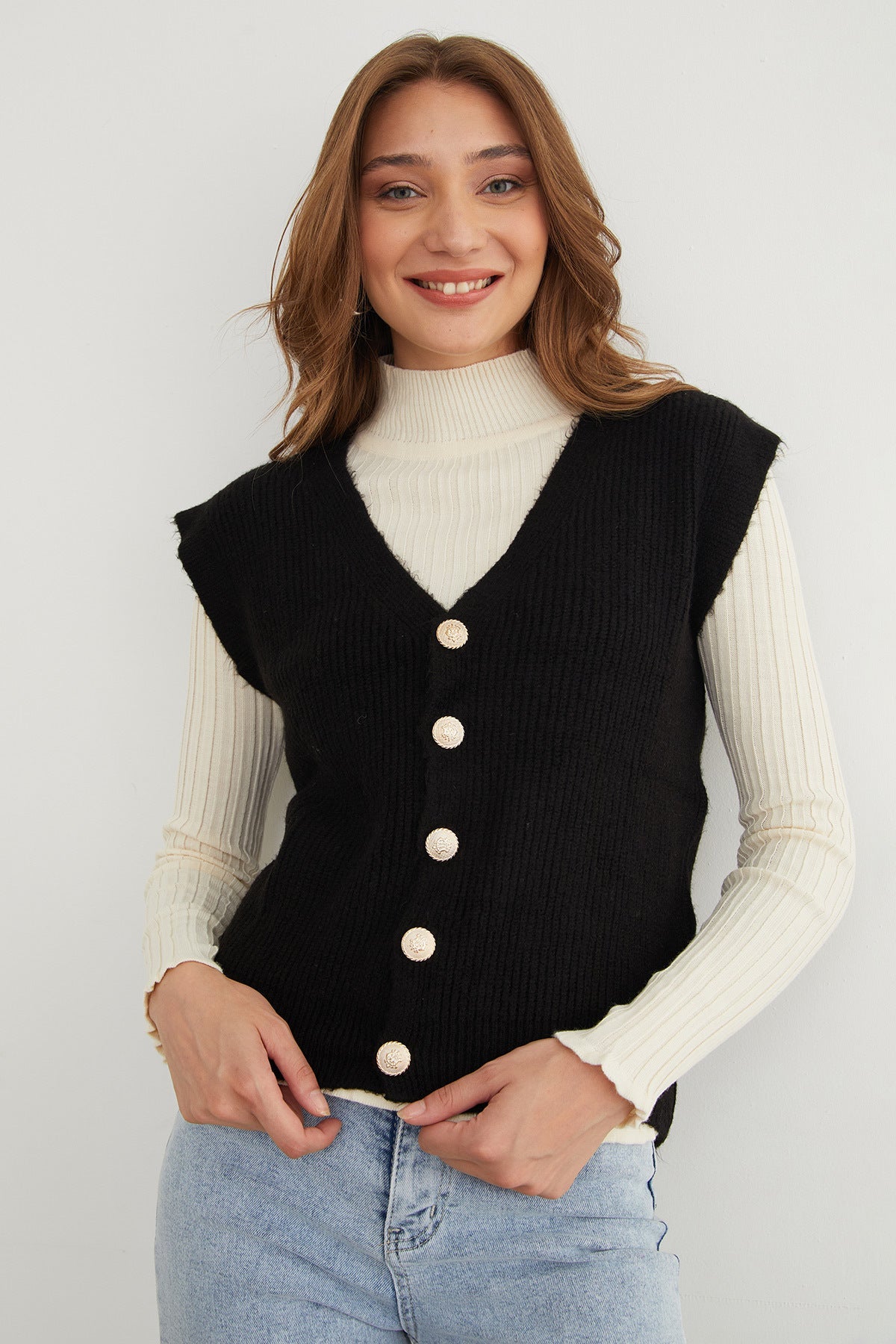 Bearded Buttoned V-Neck Oversize Vest - MALLTURK