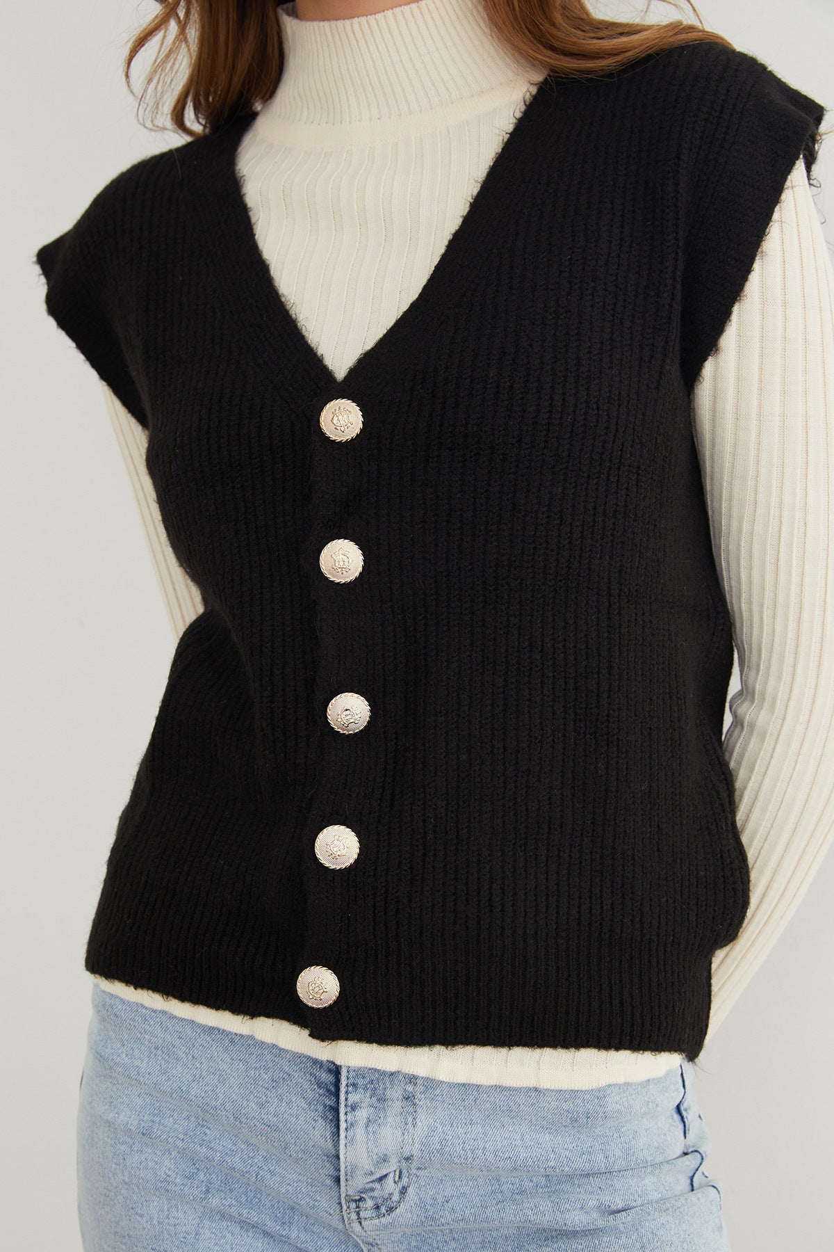 Bearded Buttoned V-Neck Oversize Vest - MALLTURK