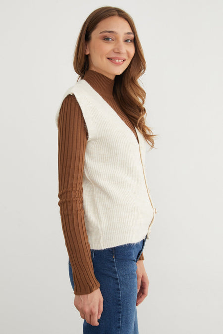 Bearded Buttoned V-Neck Oversize Vest - MALLTURK
