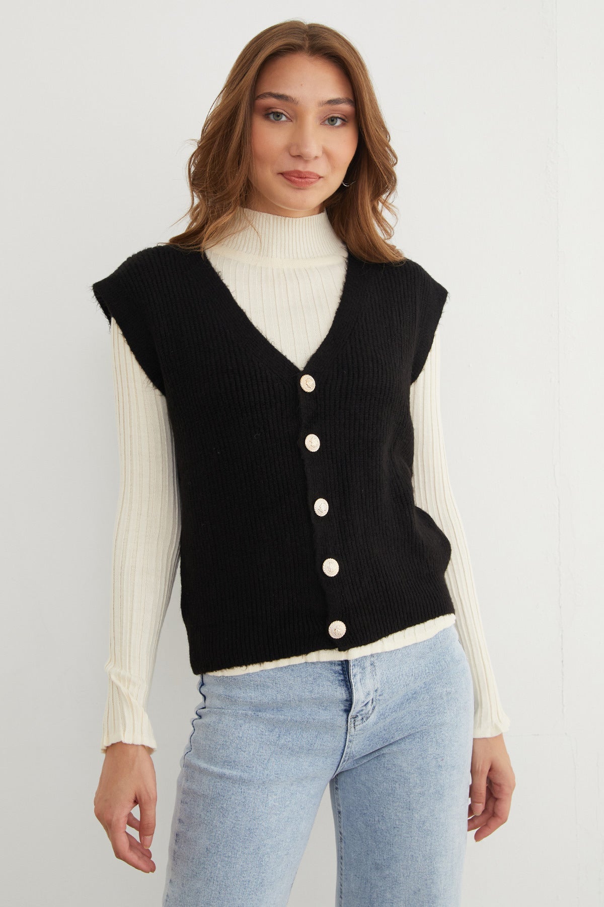 Bearded Buttoned V-Neck Oversize Vest - MALLTURK