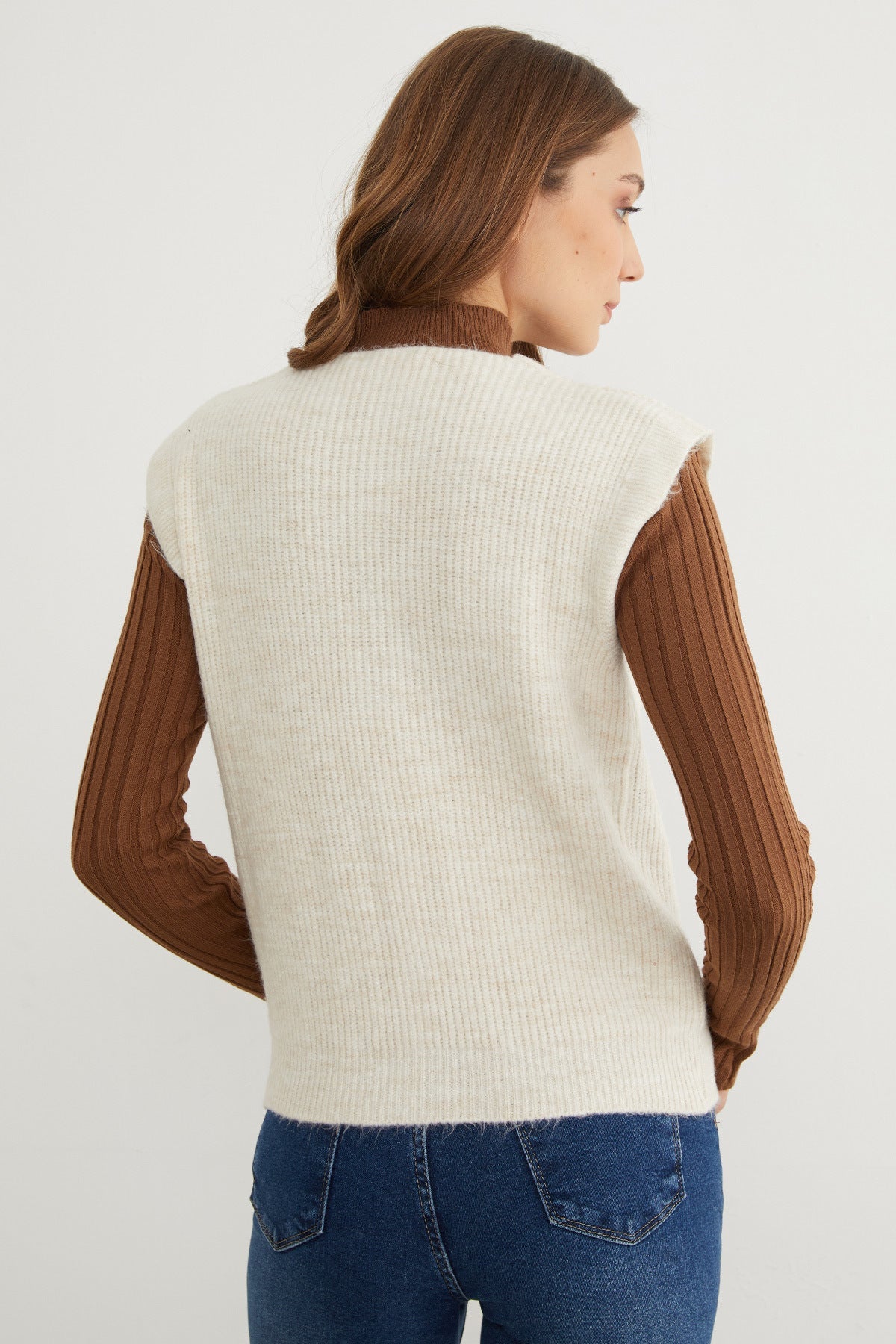 Bearded Buttoned V-Neck Oversize Vest - MALLTURK