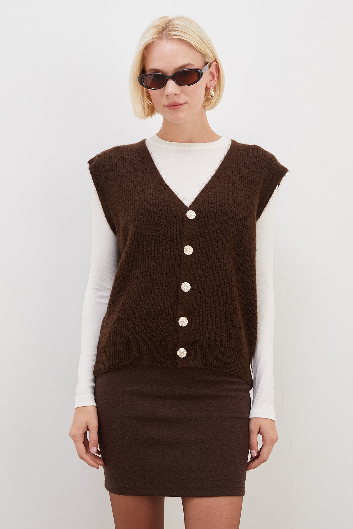 Bearded Buttoned V-Neck Oversize Vest - MALLTURK