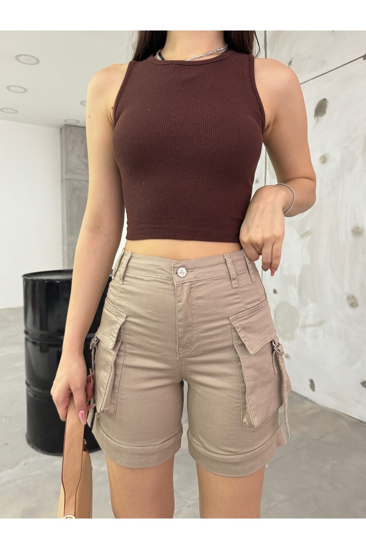 Beige Cargo Pocket High-Waisted Stretch Denim Shorts - MALLTURK