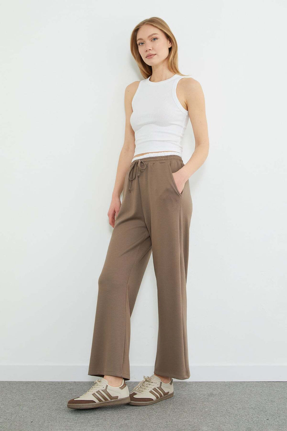 Beli Garnili Pocketed Modal Trousers - MALLTURK