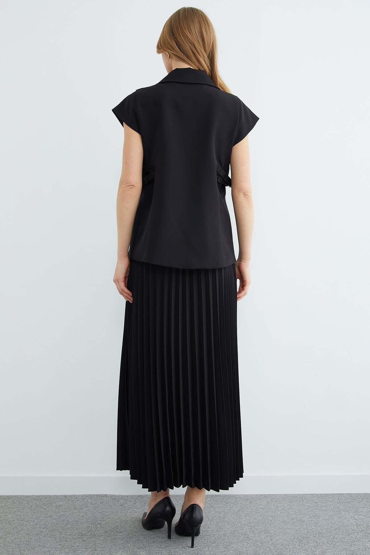 Belt Detailed Vest Skirt 2-Piece Set - MALLTURK