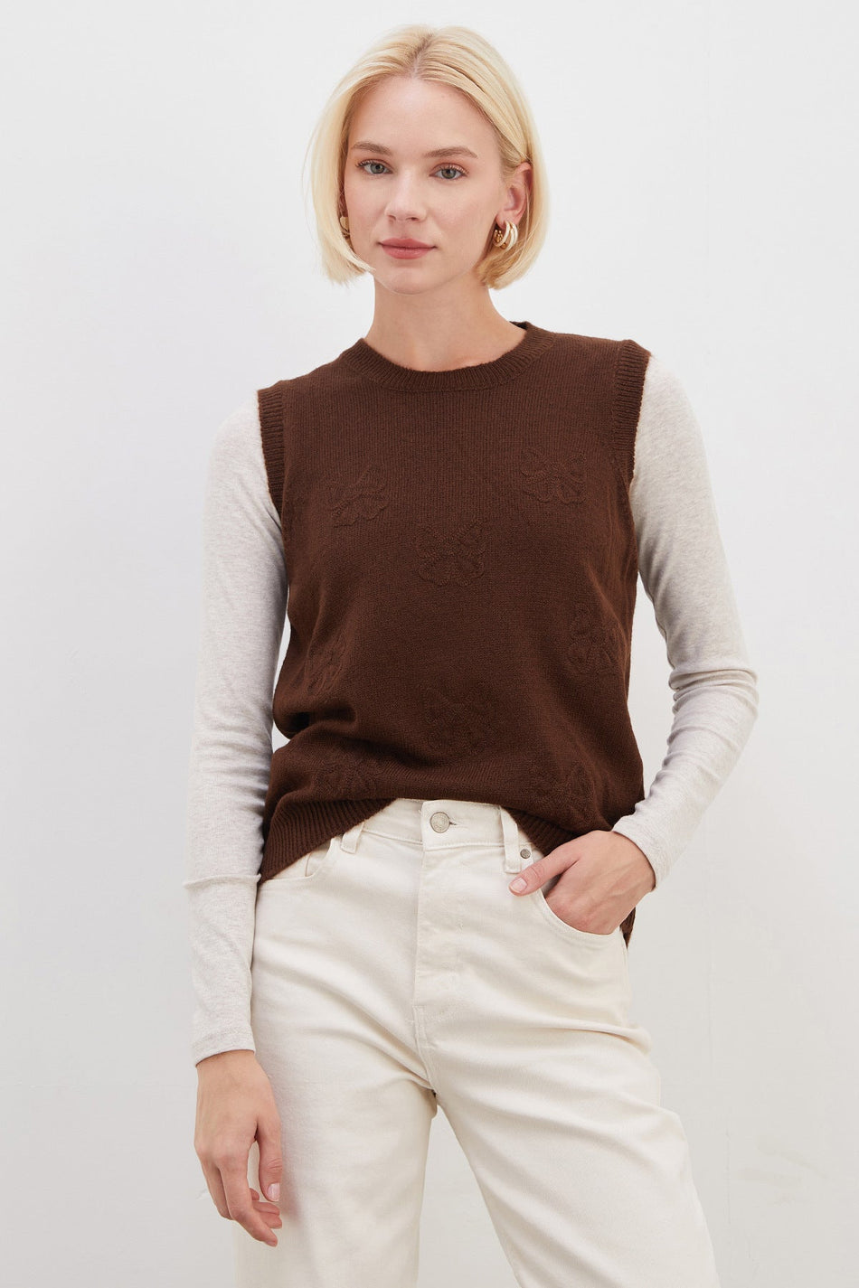 Bowknot Embroidered Crew Neck Knit Sweater - MALLTURK