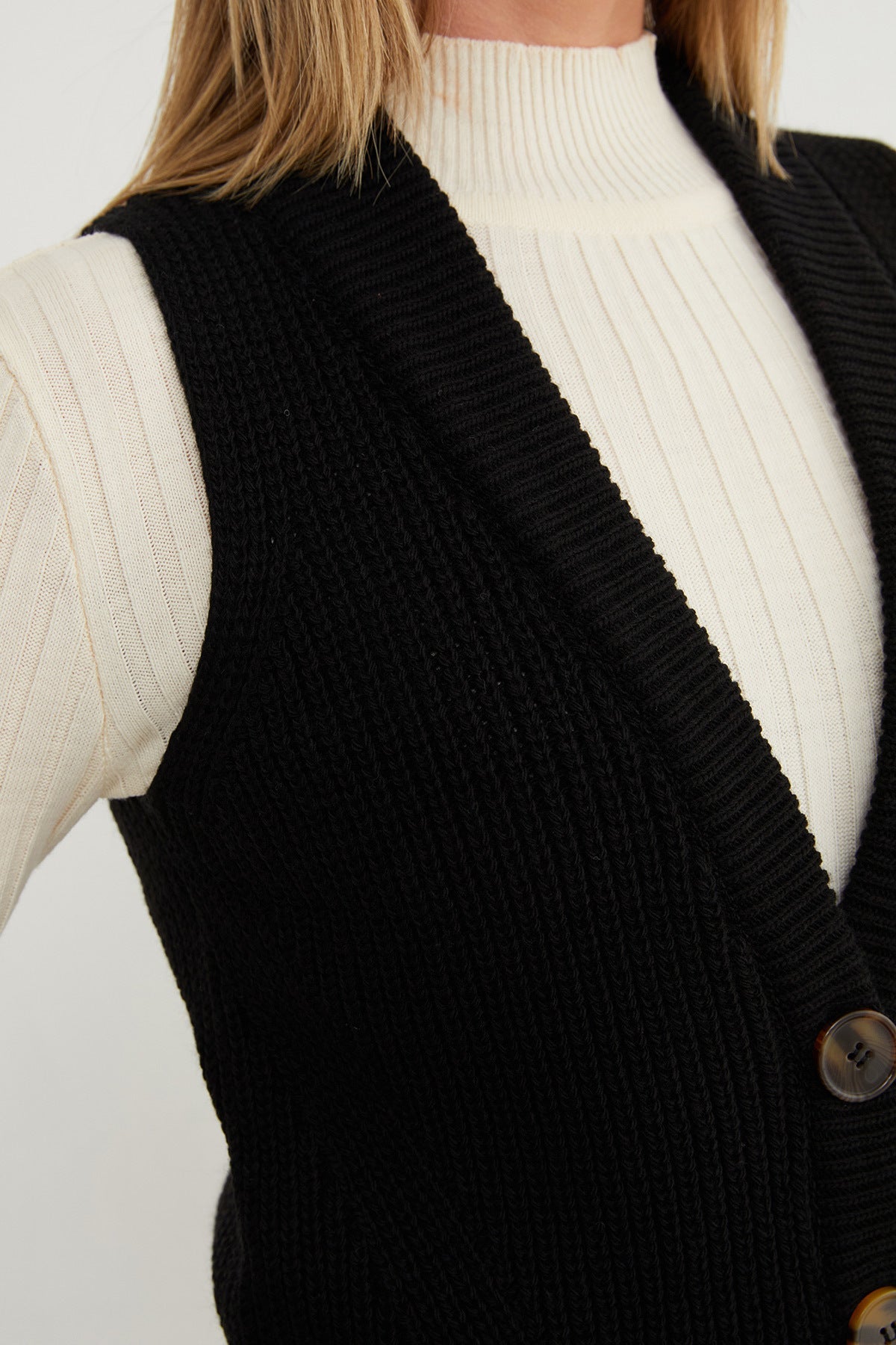 Buttoned Knitwear Vest - MALLTURK
