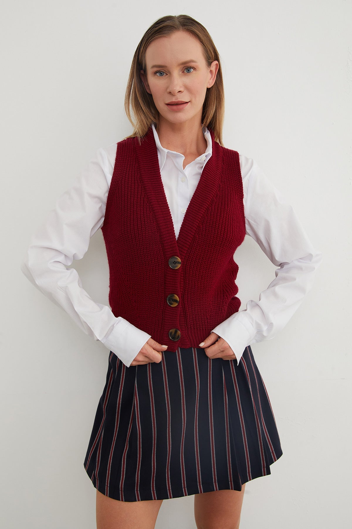 Buttoned Knitwear Vest - MALLTURK