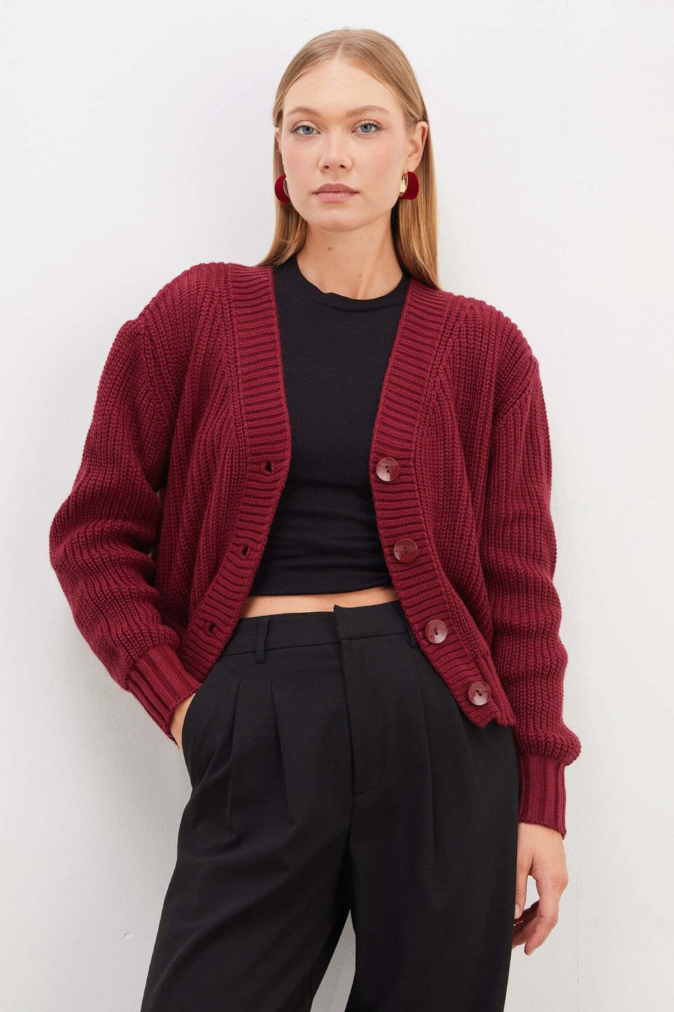 Buttoned V-Neck Casual Knitwear Cardigan - MALLTURK