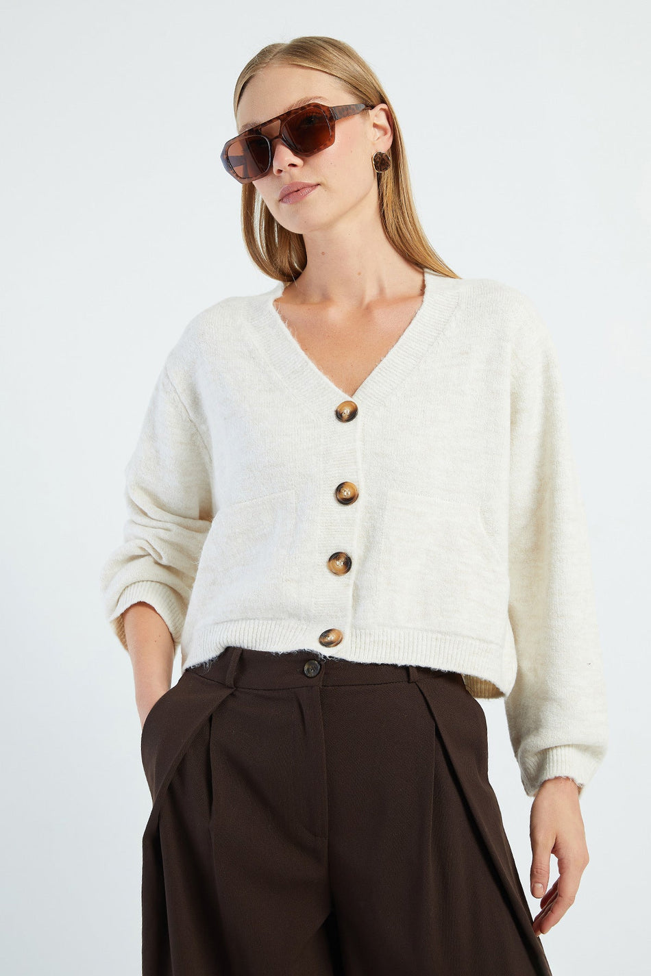 Buttoned V-Neck Knitwear Cardigan - MALLTURK