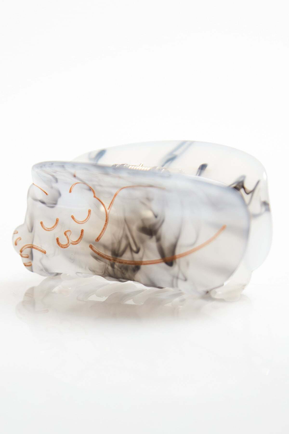 Cat Figured Bone Peg Buckle - MALLTURK